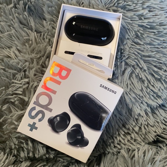 Samsung Other - Samsung Galaxy BUDS+ used like New